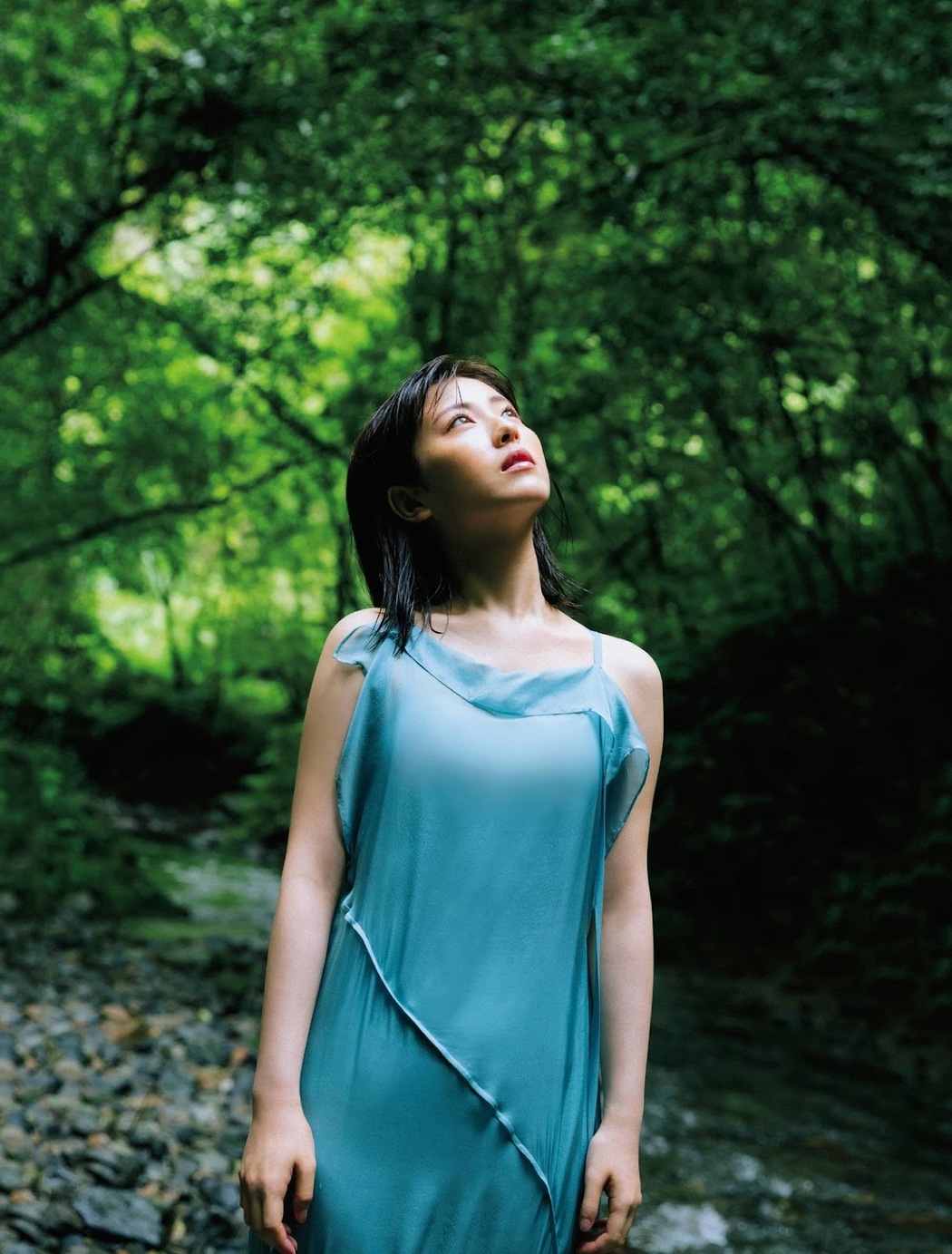 Minami Hamabe 浜辺美波, FRIDAY 2021.11.05 (フライデー 2021年11月5日号)