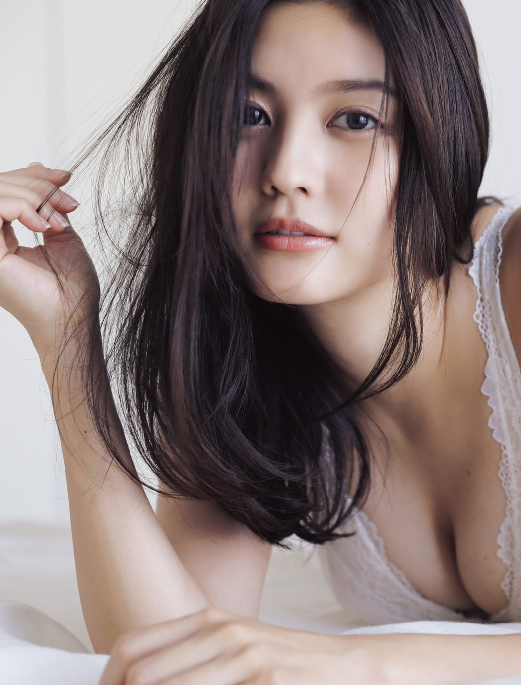 Yume Hayashi 林ゆめ, FRIDAY 2021.12.10 (フライデー 2021年12月10日号)