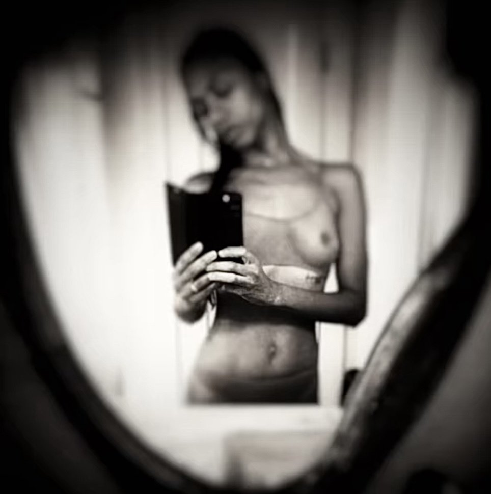 Porno Zoe Saldana