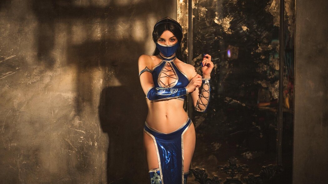 Taryn Cosplay