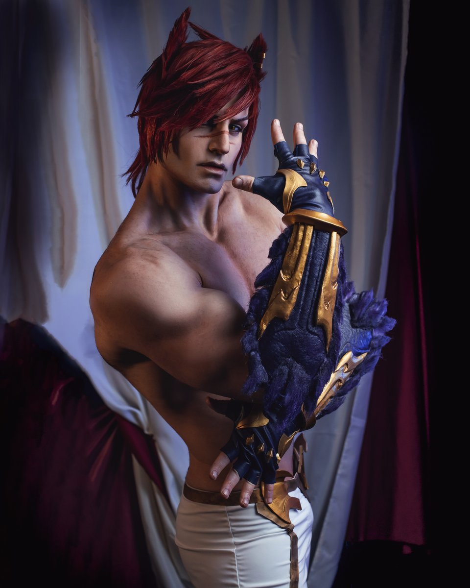Taryn Cosplay