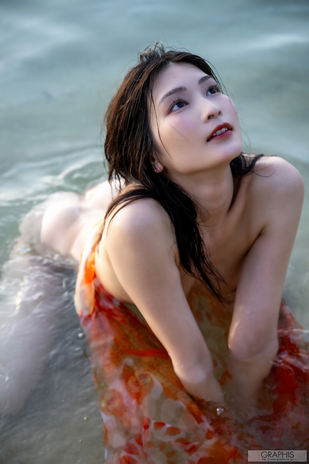 Suzu Honjo 本庄鈴, Graphis Gals 「Devine」 Vol.03