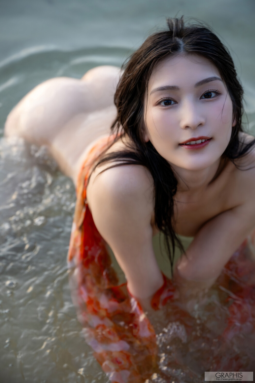 Suzu Honjo 本庄鈴, Graphis Gals 「Devine」 Vol.03