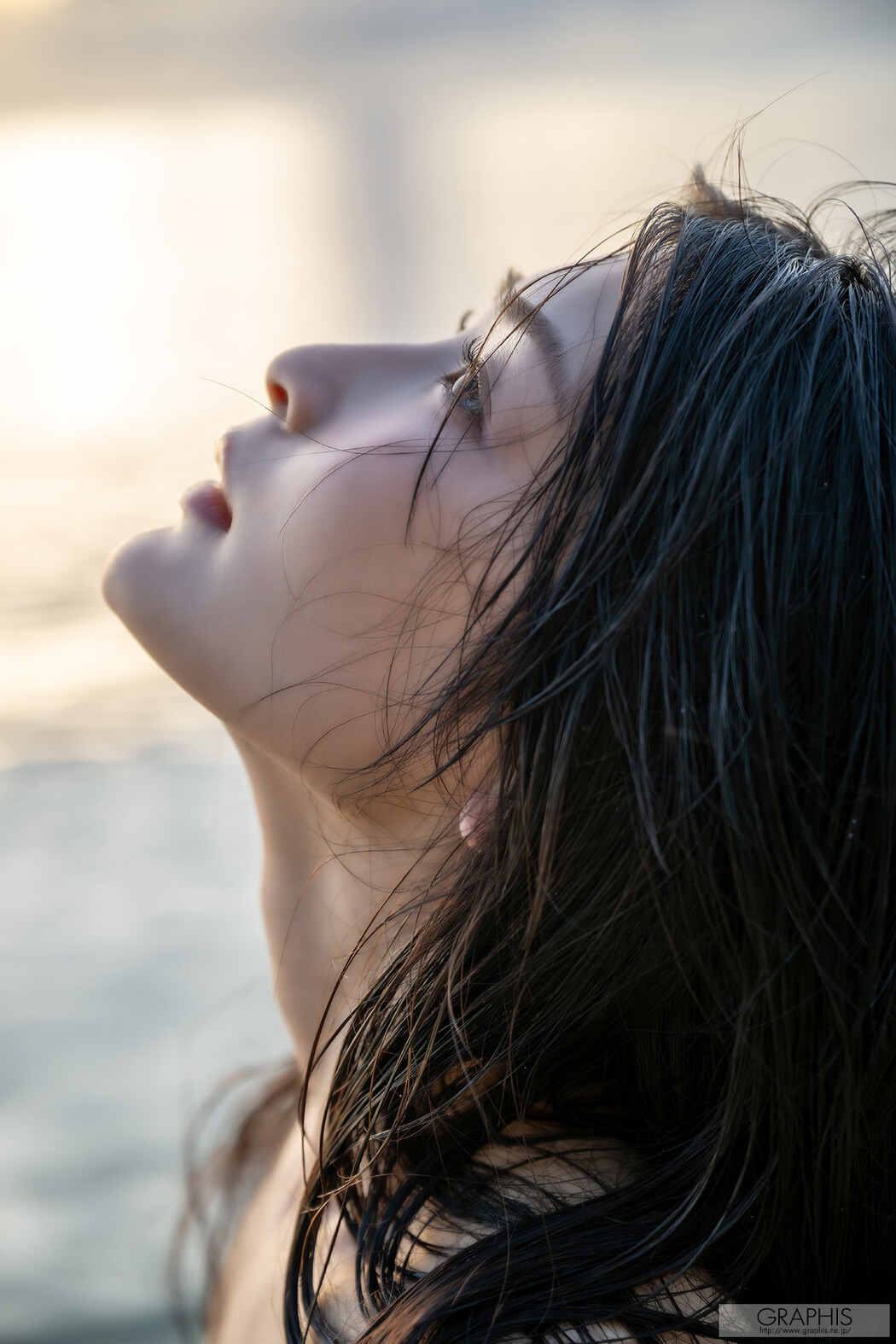Suzu Honjo 本庄鈴, Graphis Gals 「Devine」 Vol.03