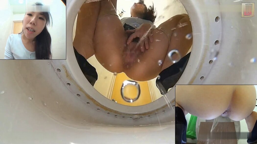 Porn In A Public Toilet