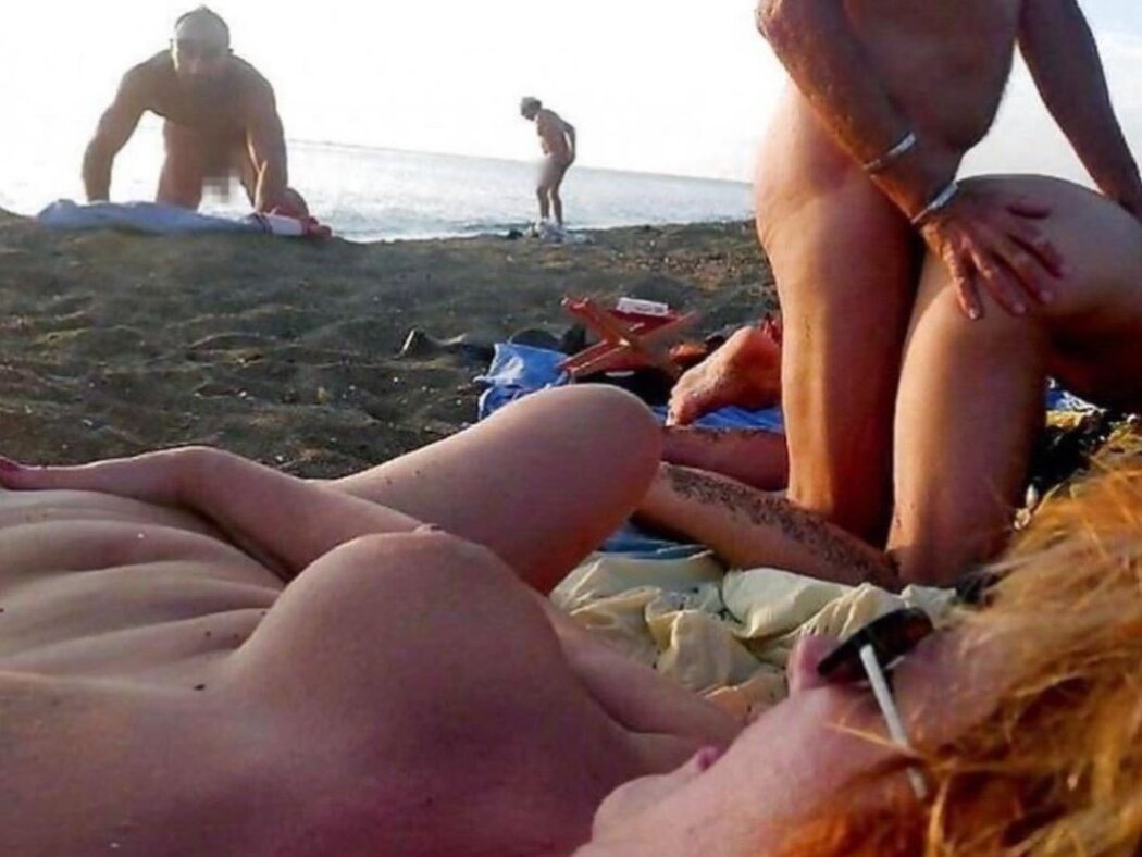 HomeMade Porn On The Beach