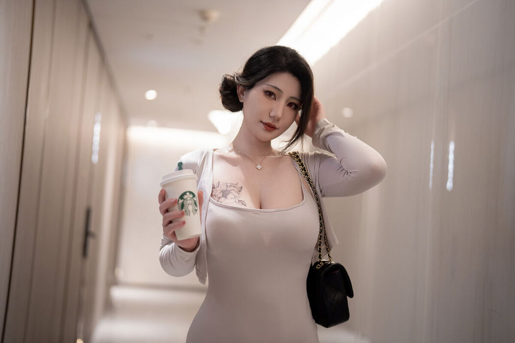 Coser@星澜是澜澜叫澜妹呀 – 都市之夜