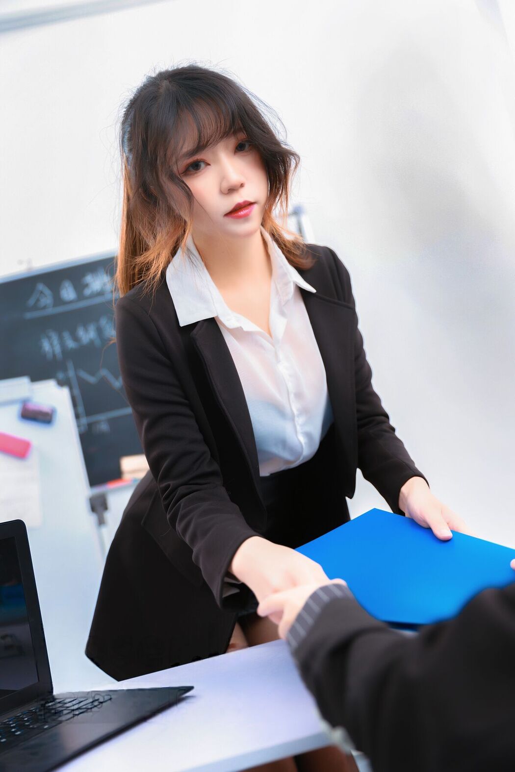 Coser@梓未 – 私蜜助理