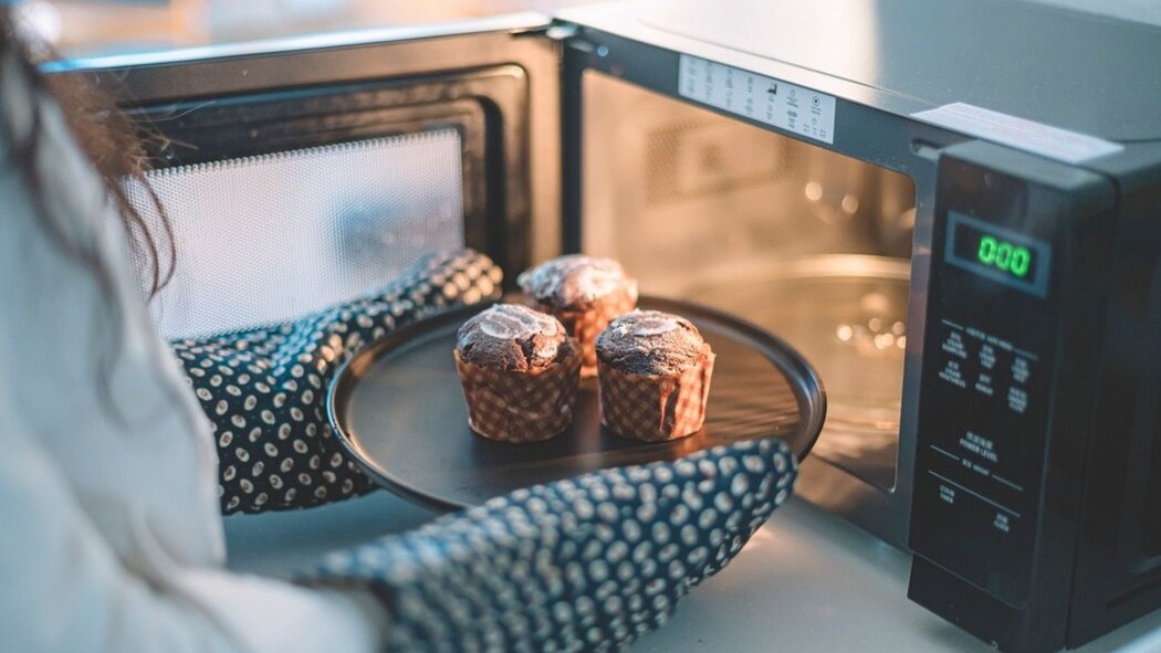 Microwave Oven