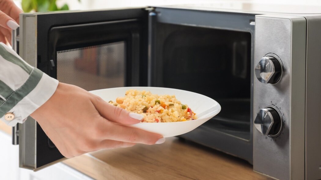 Microwave Oven