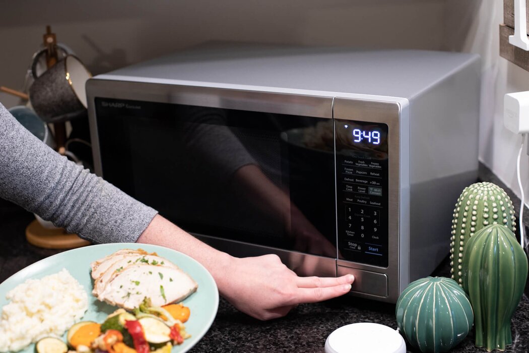 Microwave Oven