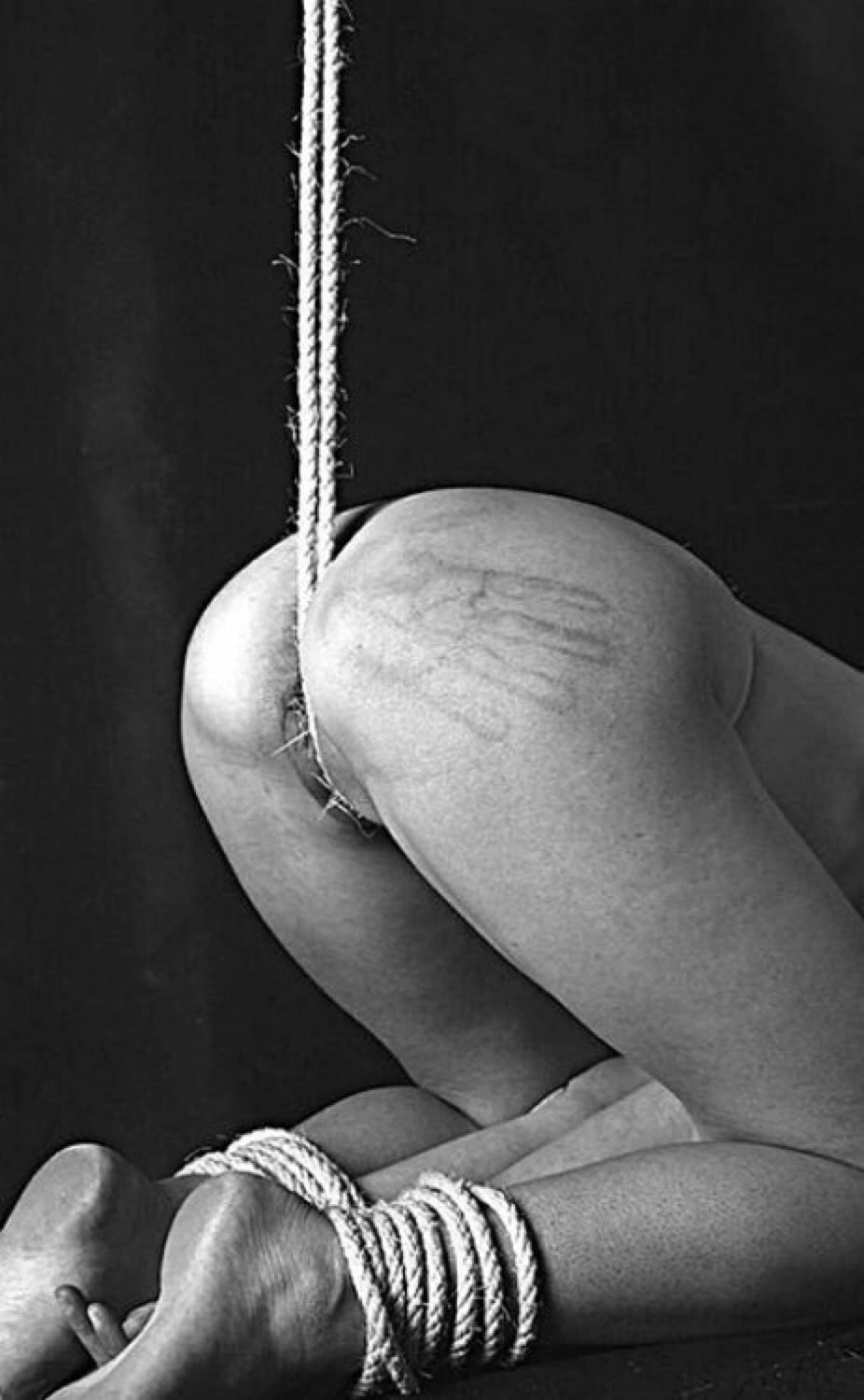 Whipping Bdsm