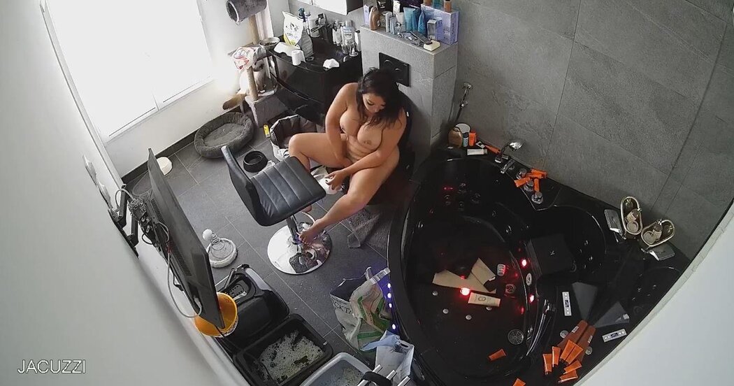 Voyeur House Mature