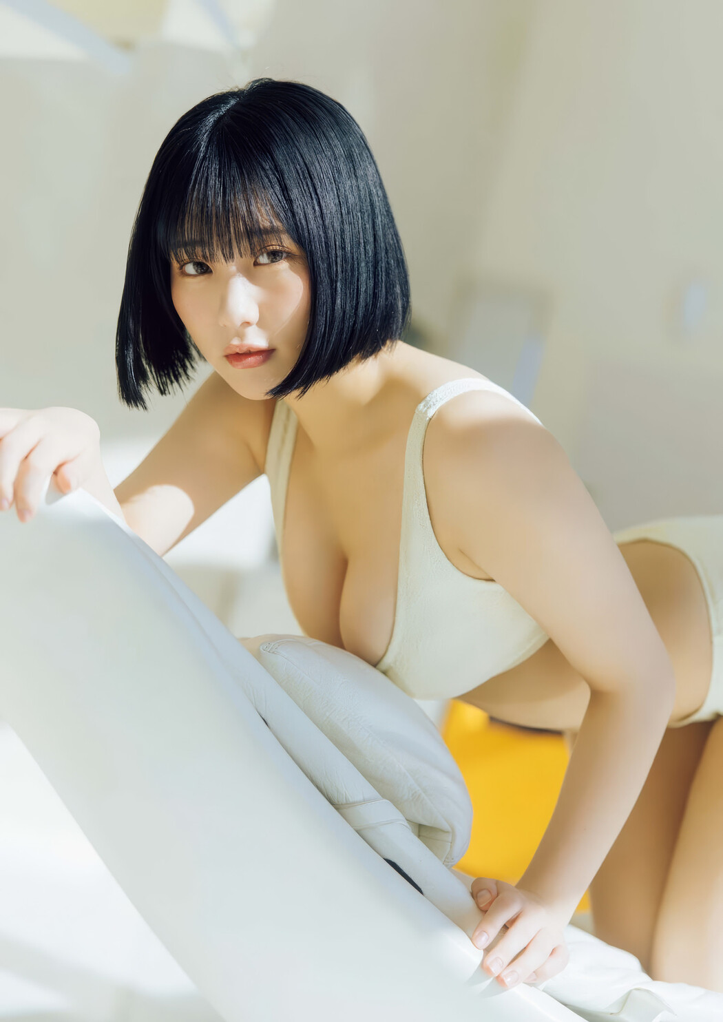 Miku Tanaka 田中美久, Big Comic Spirits 2025 No.21-22 (ビッグコミックスピリッツ 2025年21-22号)