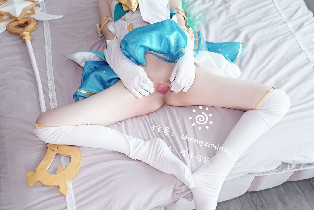 Coser@橙子喵酱 – 稀有露脸 曼妙玲珑少女 Part02