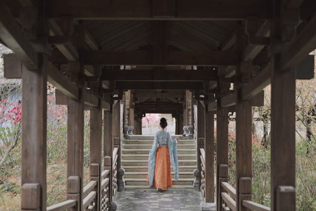 YiTuYu艺图语 Vol.1121 Qiu Da Da