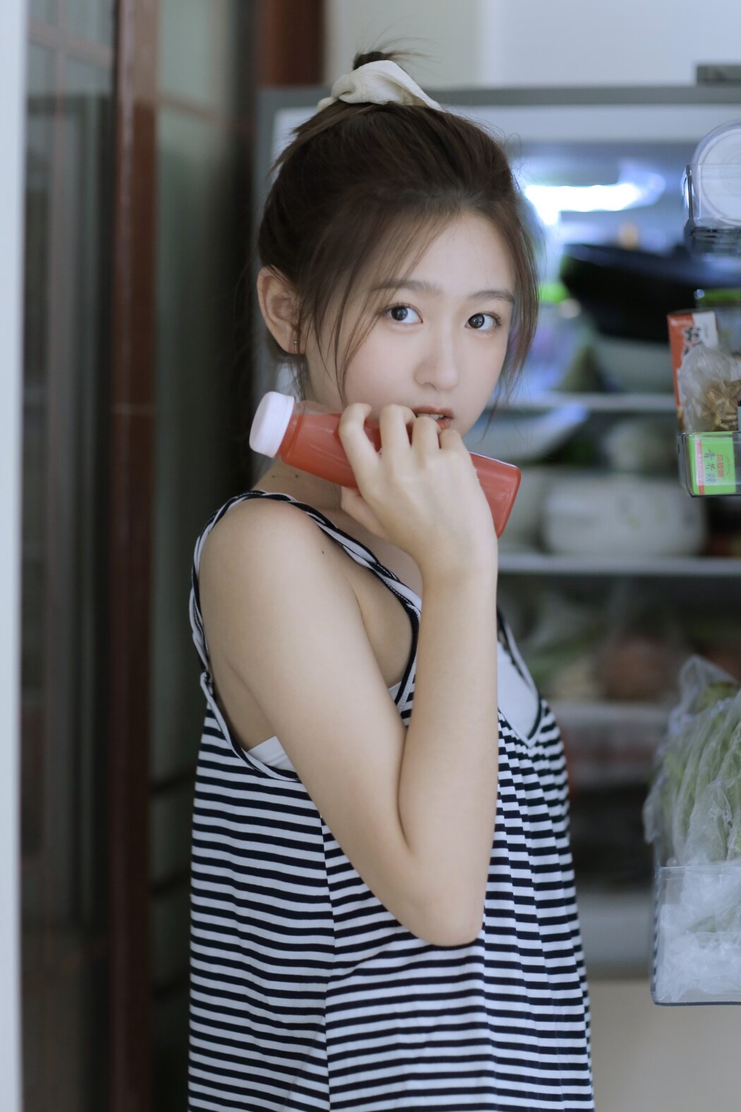 YiTuYu艺图语 Vol.1158 Rui Qiu De Kuai Le Ren Sheng