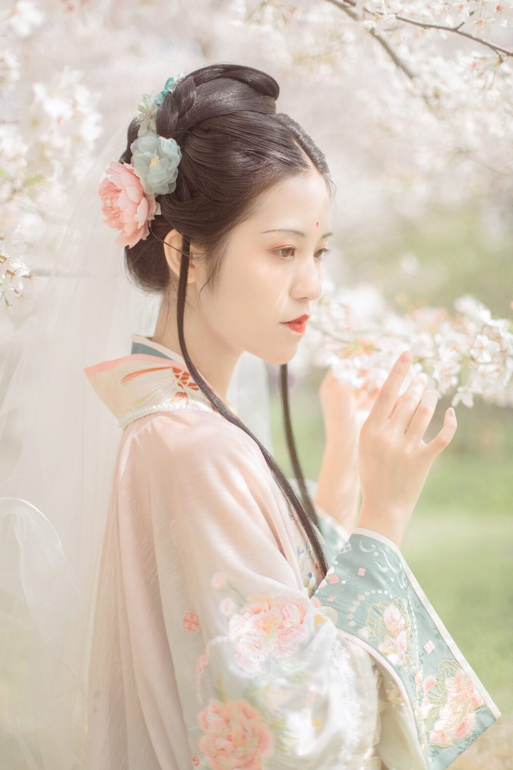 YiTuYu艺图语 Vol.1126 Mu Jin cutie
