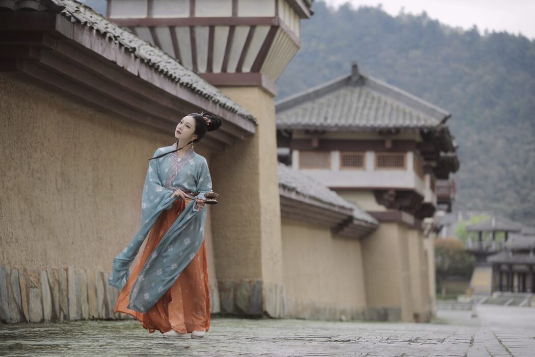 YiTuYu艺图语 Vol.1121 Qiu Da Da