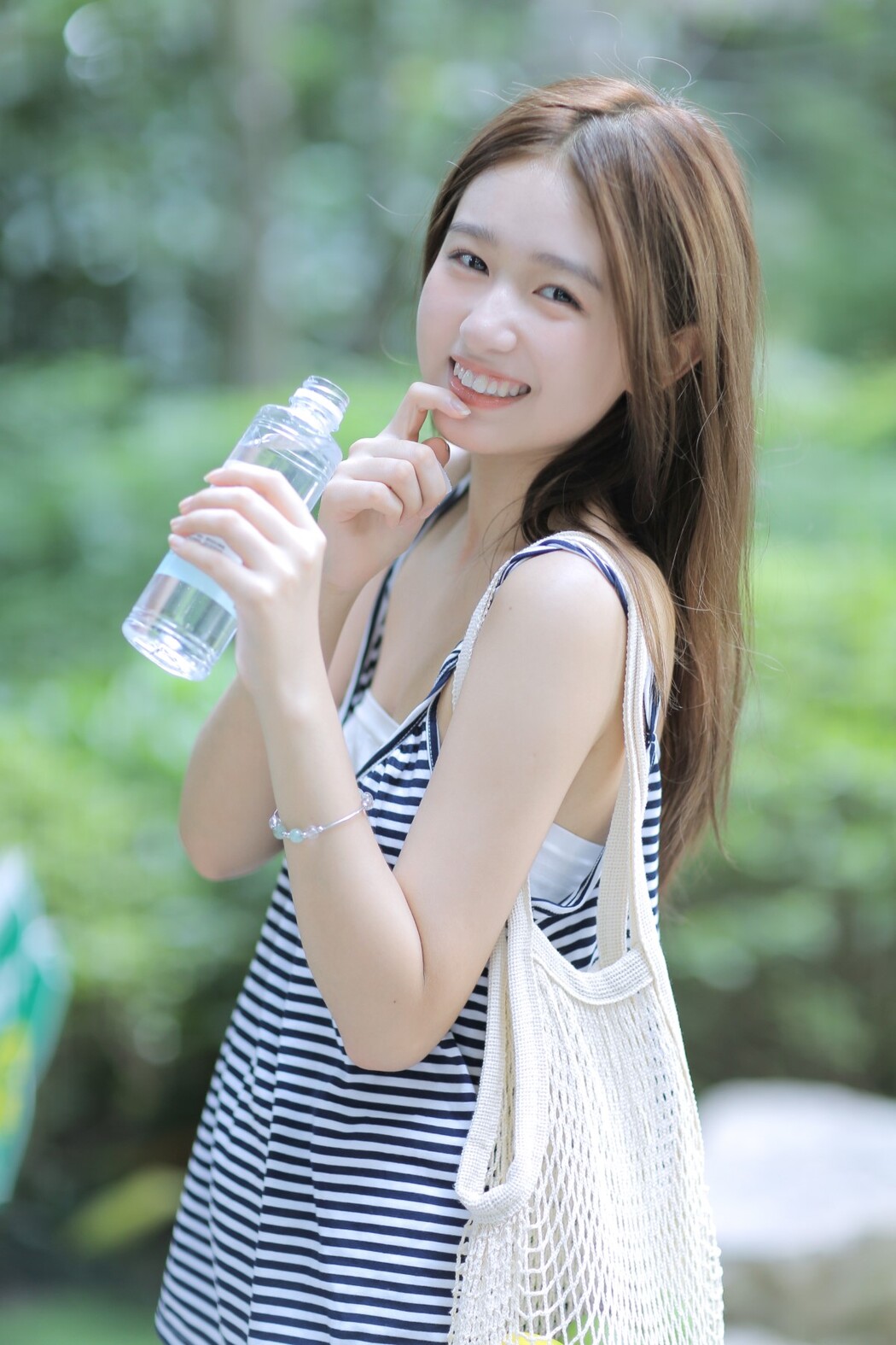 YiTuYu艺图语 Vol.1158 Rui Qiu De Kuai Le Ren Sheng