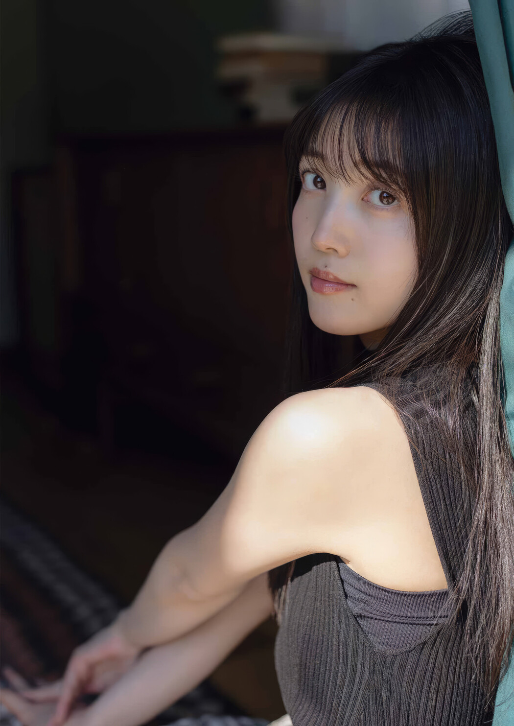 久保史緒里・金川紗耶, Young Gangan 2025 No.09 (ヤングガンガン 2025年9号)