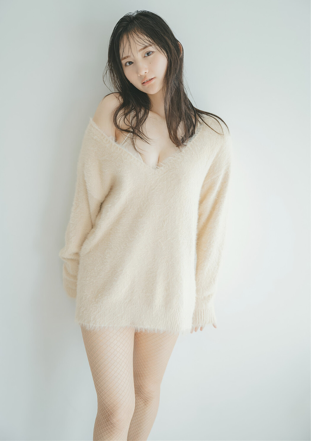 So-Yon そよん, BRODYデジタル写真集 『黄金のフェチズム』 Set.01