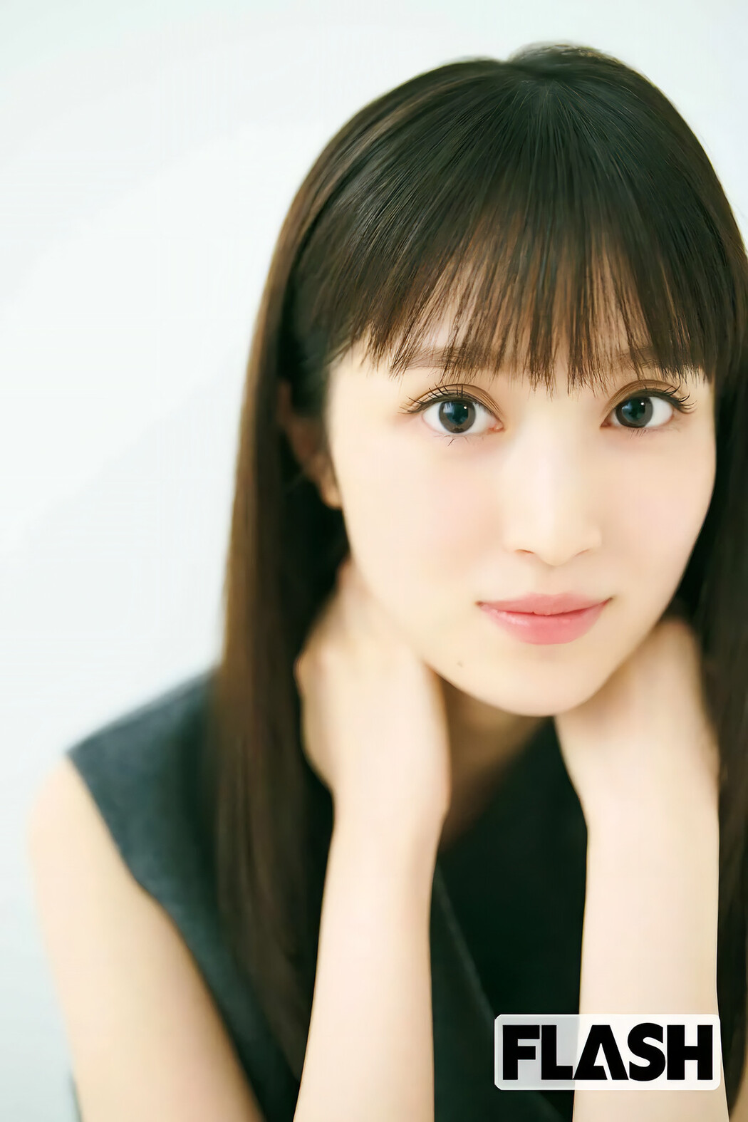松本日向・福本莉子, FLASH 2025.04.01 (フラッシュ 2025年4月1日号)