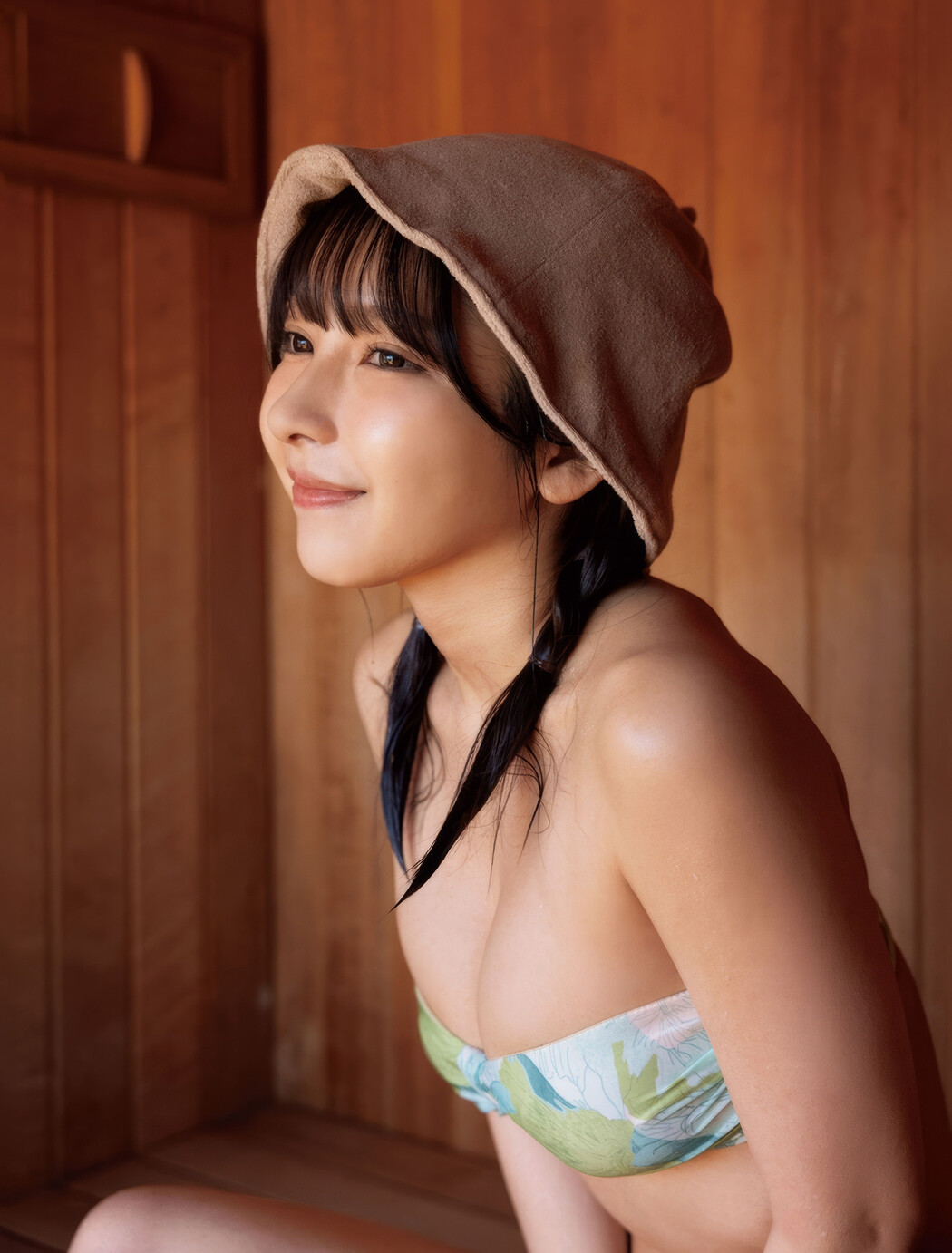 Toumi 十味, Haruka Miwa 三輪晴香, Weekly SPA! 2025.02.04 (週刊SPA! 2025年2月4日号)