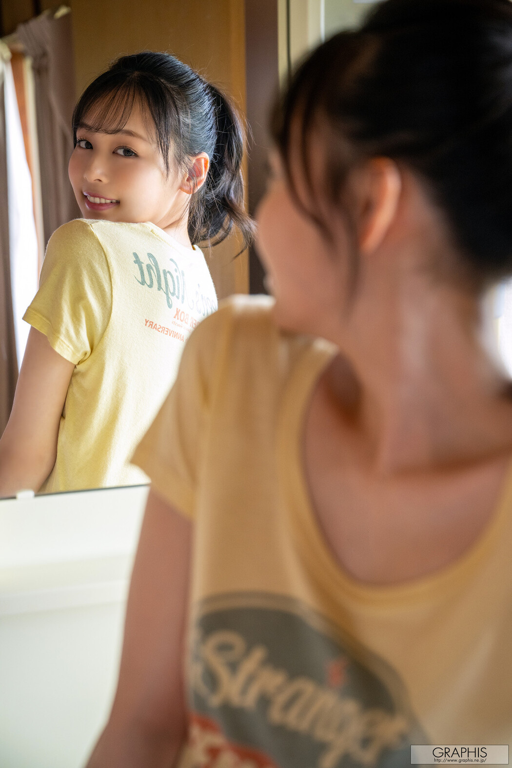 Ami Tokita 時田亜美, Graphis Gals 「Naivety」 Vol.02