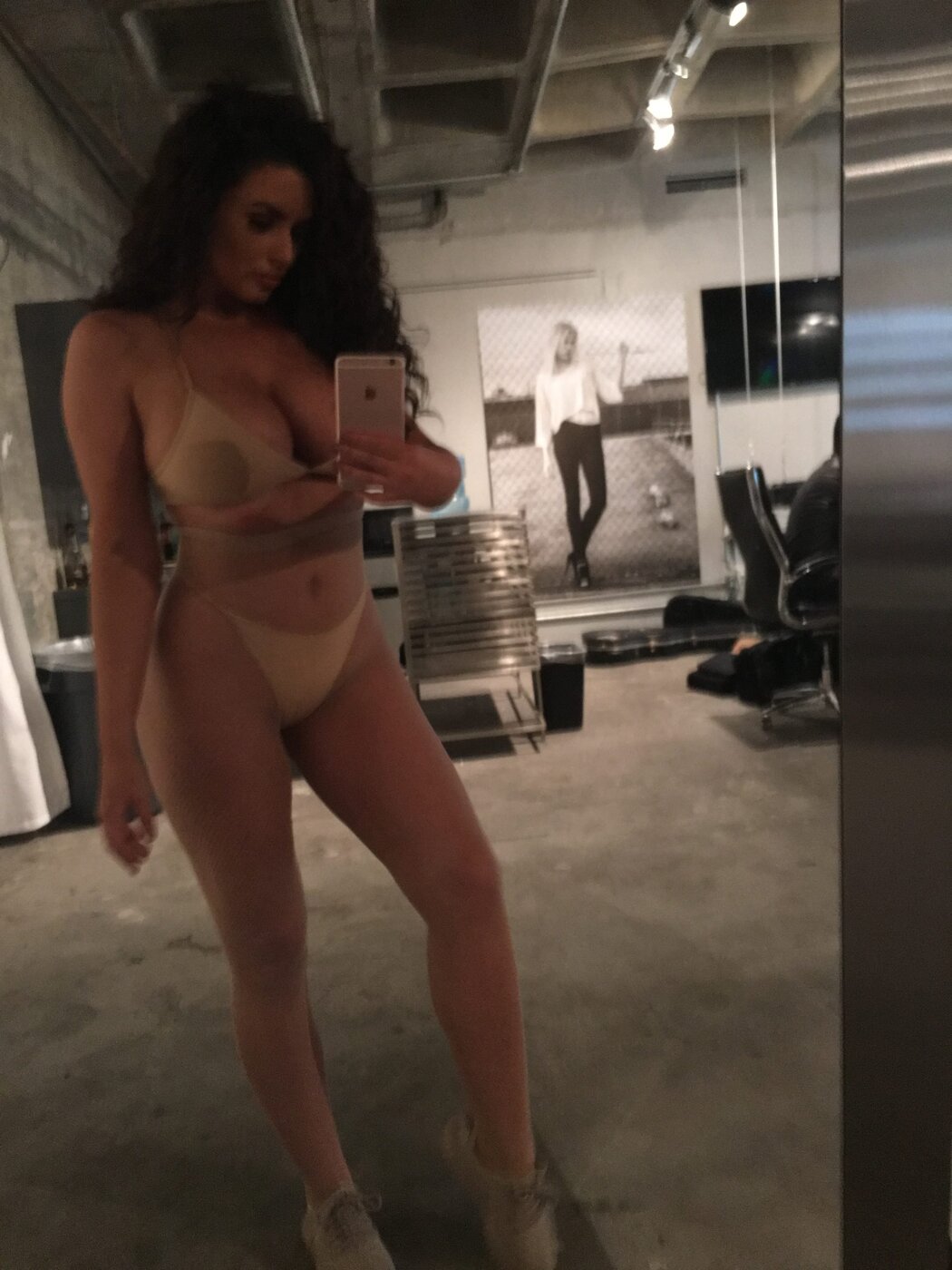 Abigail Ratchford Nude Pics
