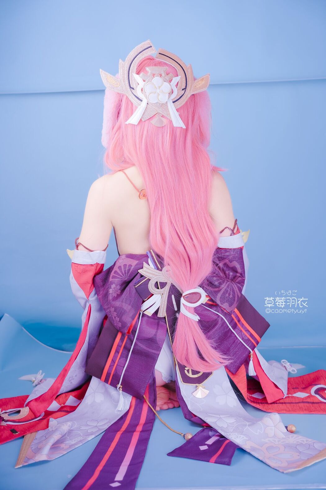 Coser@草莓羽衣 – 狐色の独楽吟宴