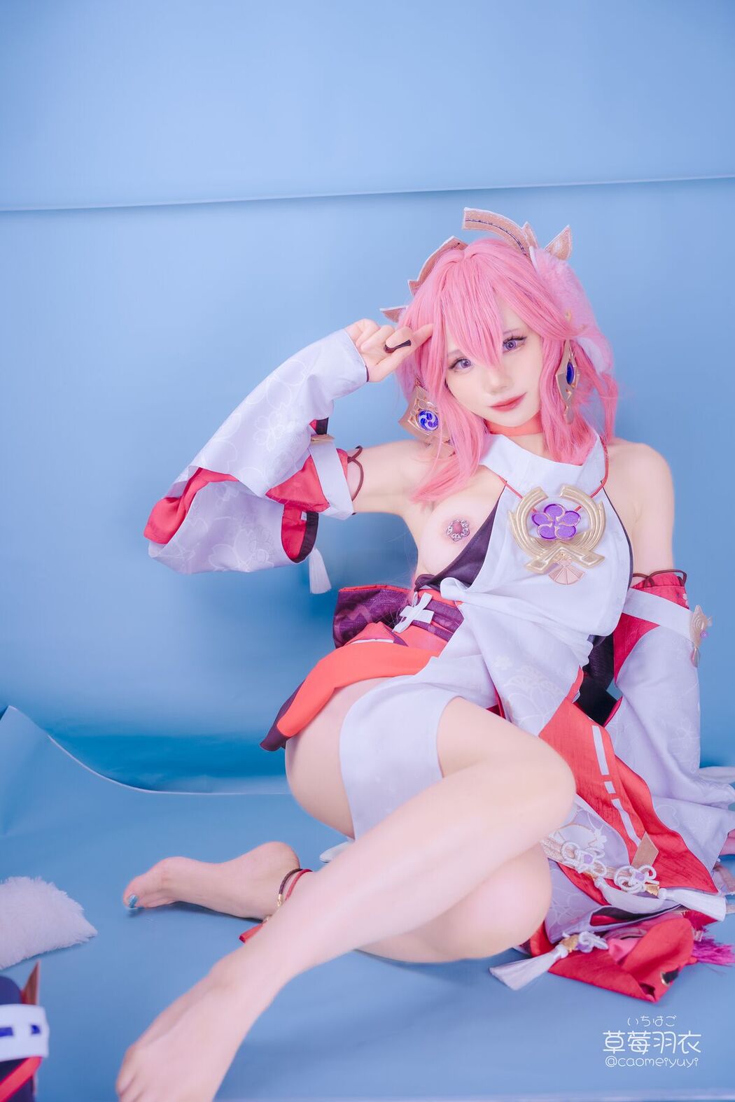 Coser@草莓羽衣 – 狐色の独楽吟宴