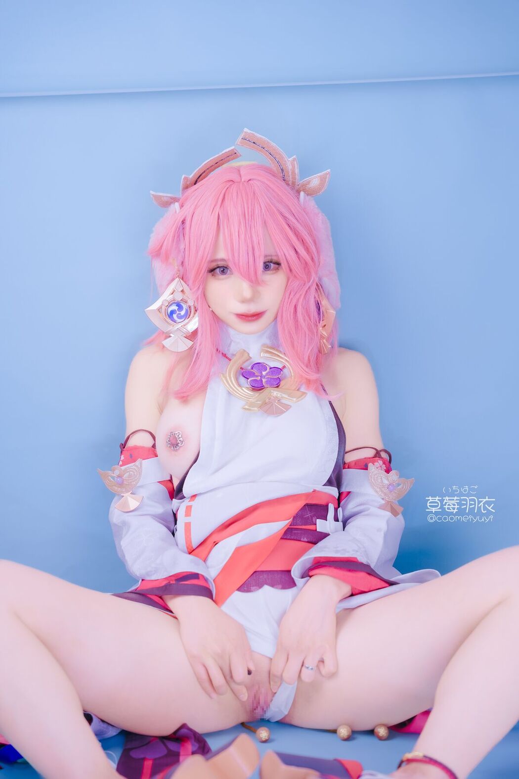 Coser@草莓羽衣 – 狐色の独楽吟宴