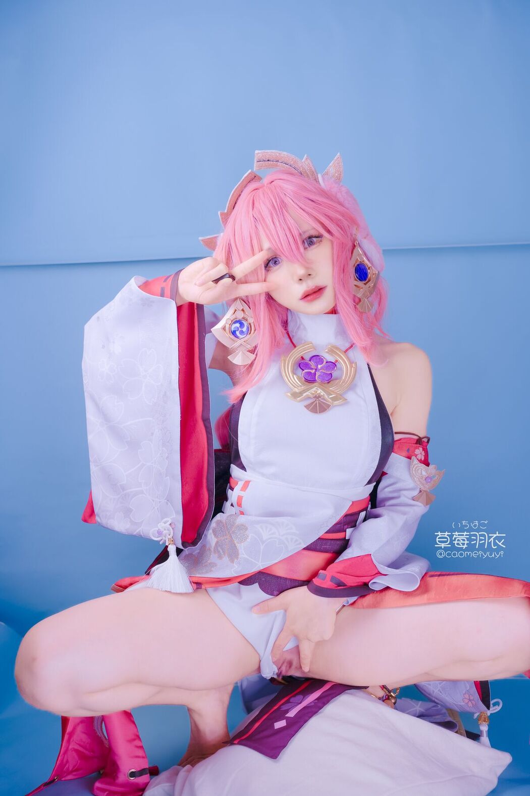 Coser@草莓羽衣 – 狐色の独楽吟宴
