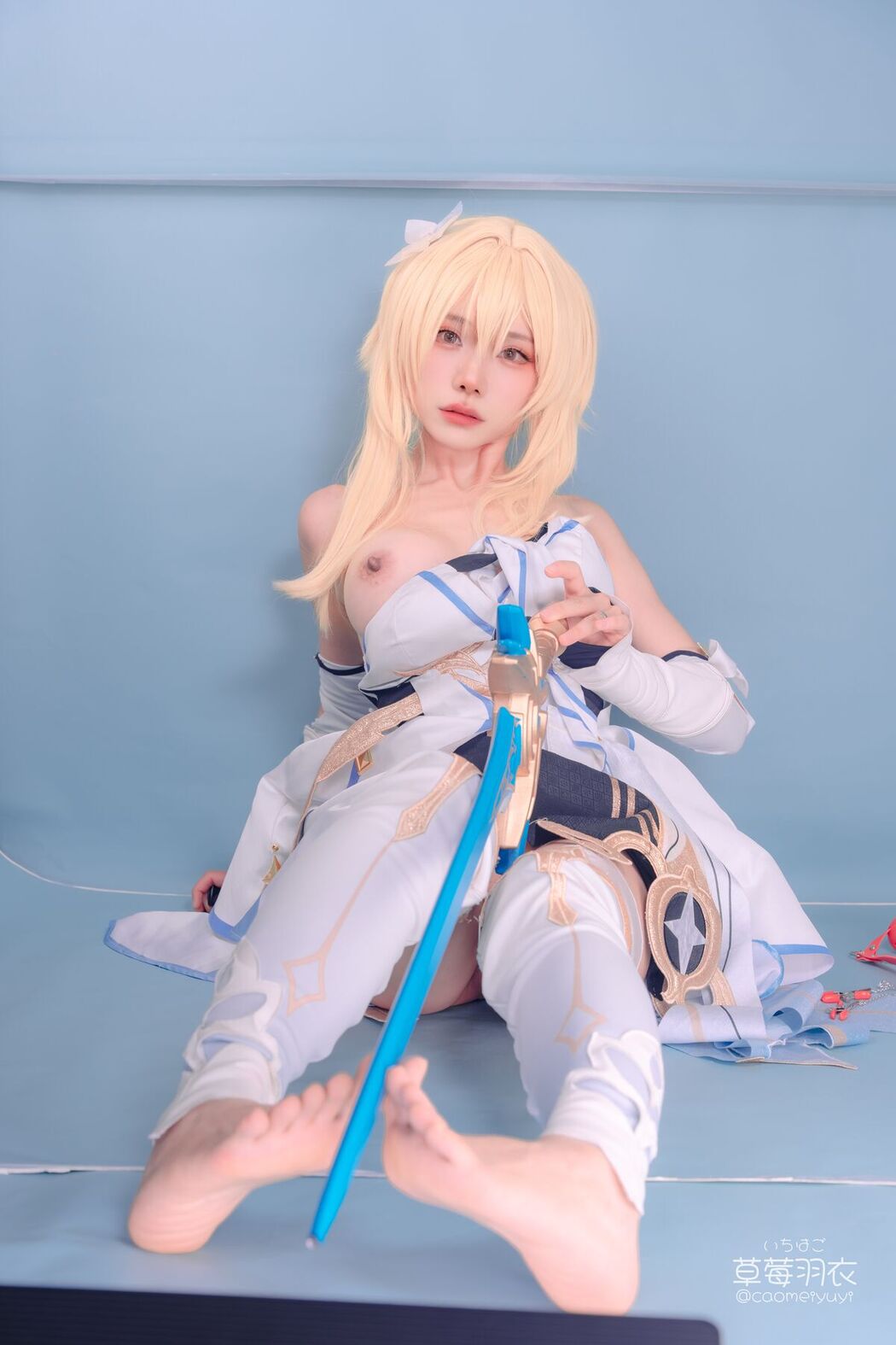 Coser@草莓羽衣 – 旅行者调研