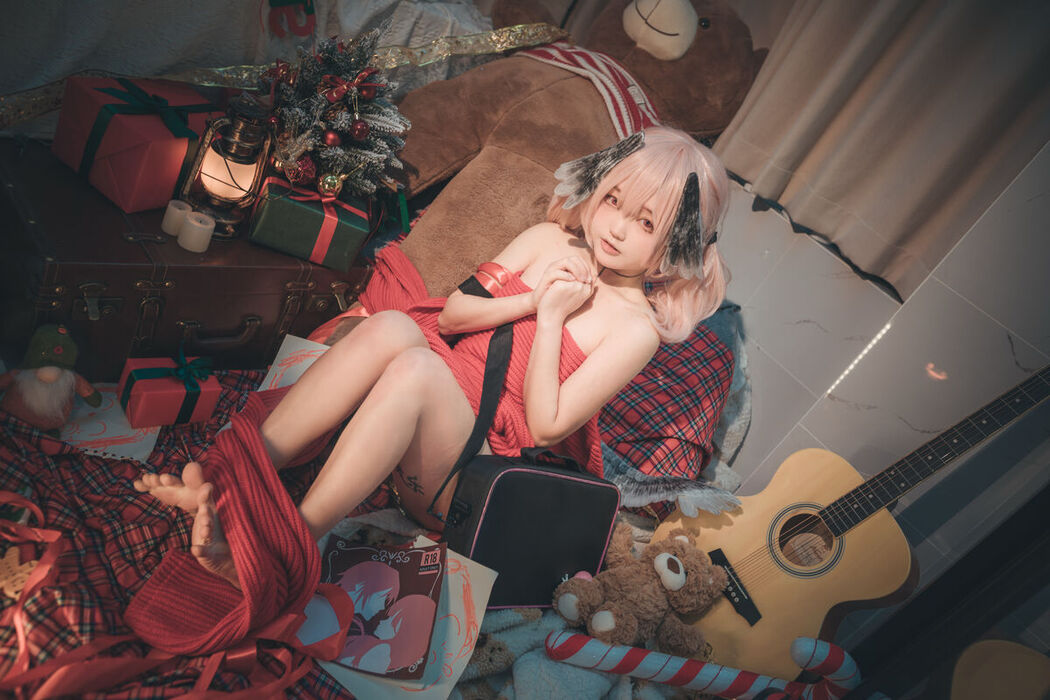 Coser@神沢永莉 – 请签收小春的礼物