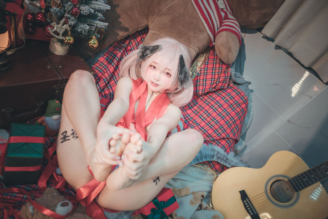 Coser@神沢永莉 – 请签收小春的礼物