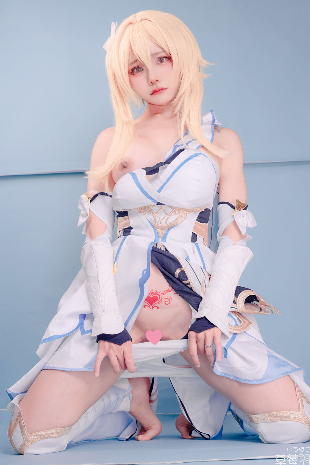 Coser@草莓羽衣 – 旅行者调研 Cover Photo