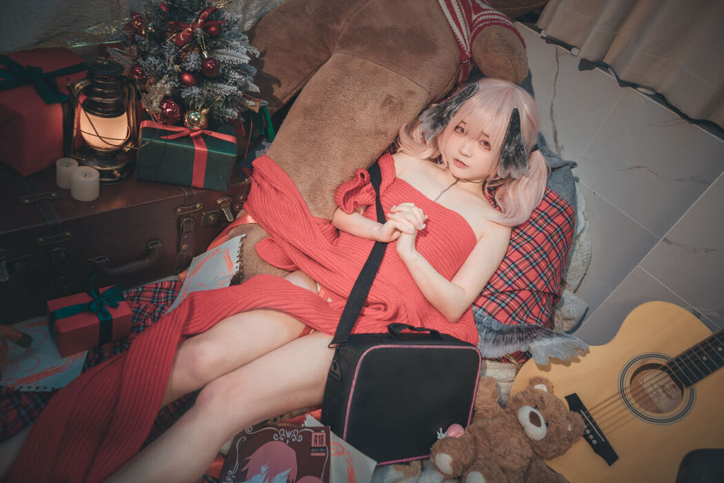 Coser@神沢永莉 – 请签收小春的礼物