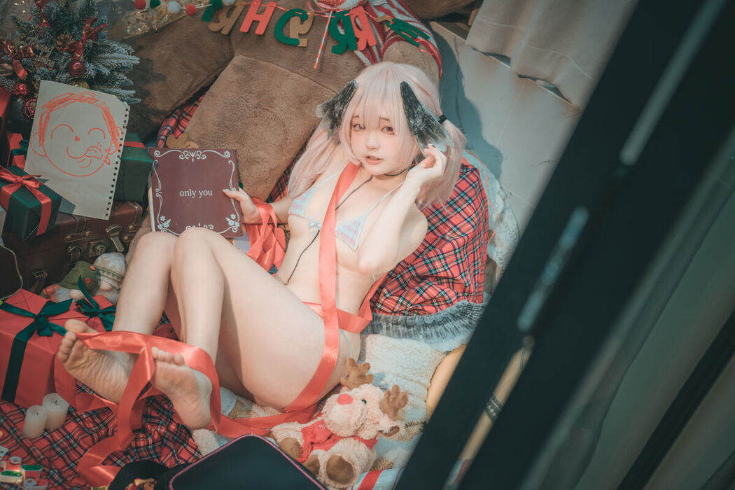 Coser@神沢永莉 – 请签收小春的礼物