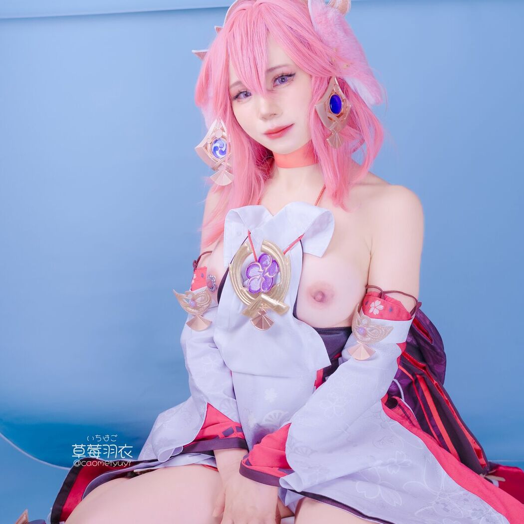Coser@草莓羽衣 – 狐色の独楽吟宴
