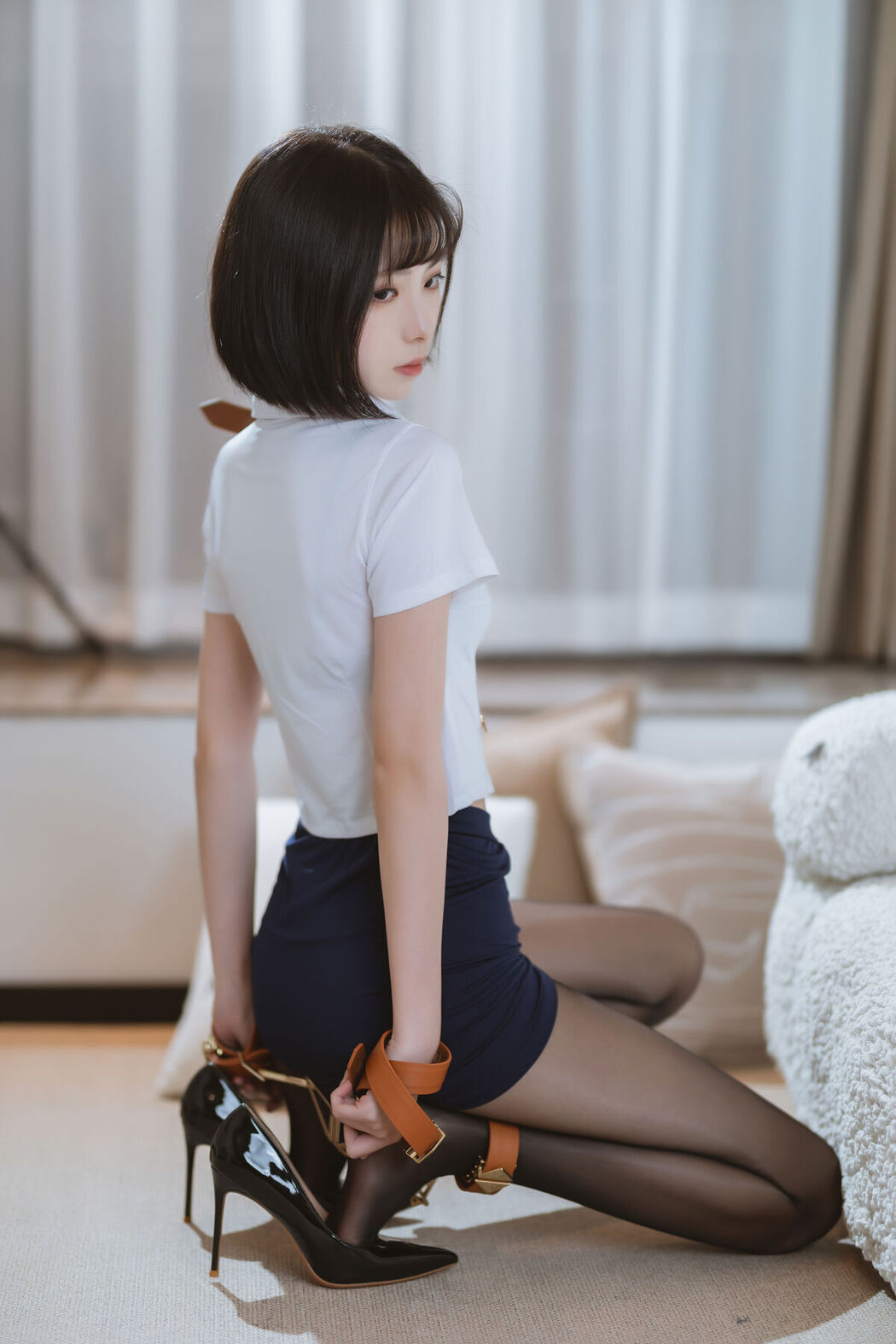 Coser@许岚lan – 束缚黑丝
