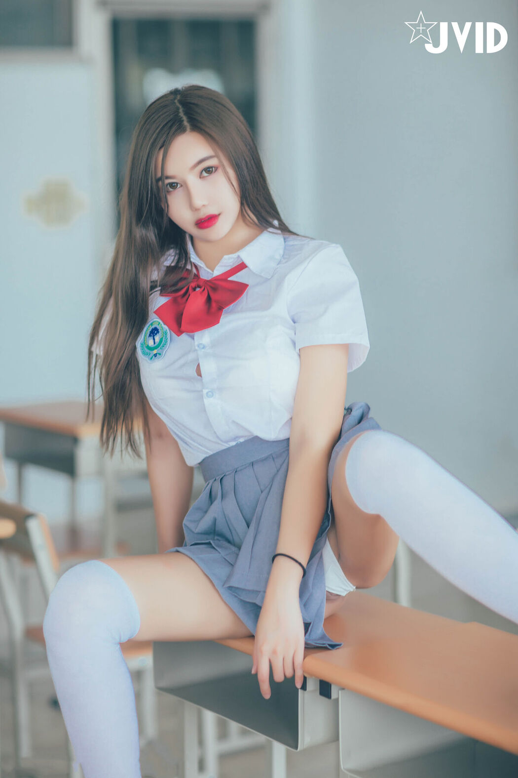 JVID Mu Mu Sen 木木森 – 直擊教室没人 放課後特别授課 美巨乳の健康教育 全裸性感誘惑 Part1