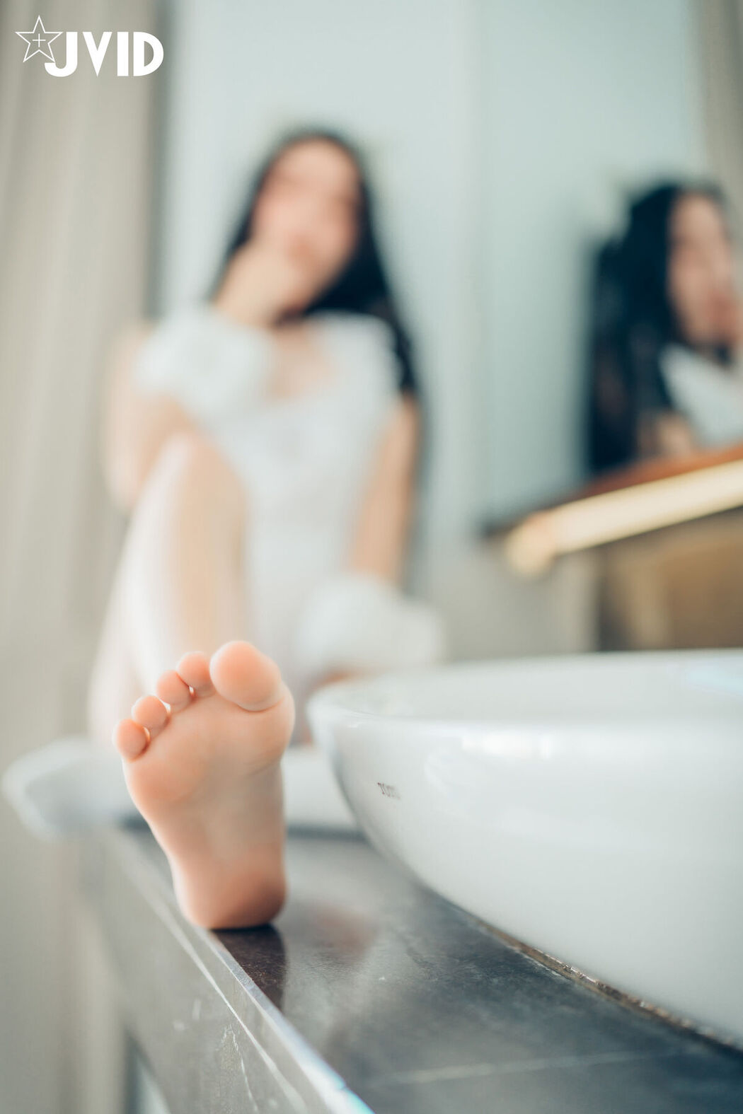 JVID Piao Piao 飘飘 – 猫娘女友 – 全真空死库水女仆 – 足控 – 激凸透点 Part3