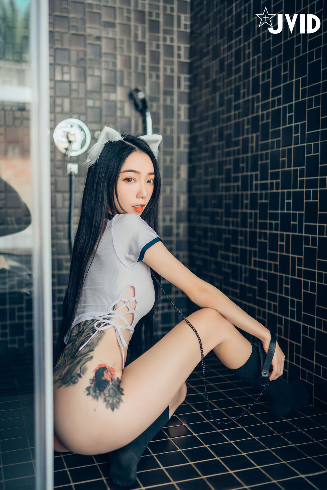 JVID Piao Piao 飘飘 – 猫娘女友 – 全真空死库水女仆 – 足控 – 激凸透点 Part3