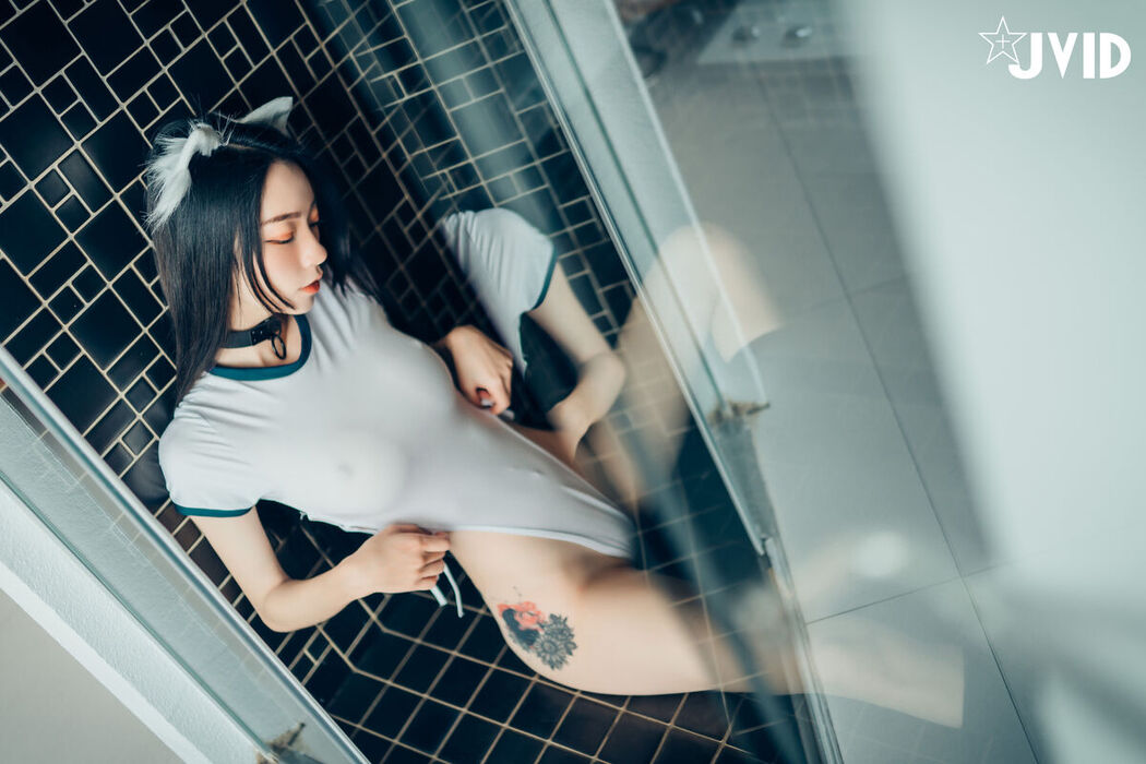 JVID Piao Piao 飘飘 – 猫娘女友 – 全真空死库水女仆 – 足控 – 激凸透点 Part2