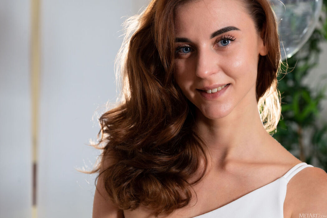 MetArt Liana Luck – Elegant In White Part1