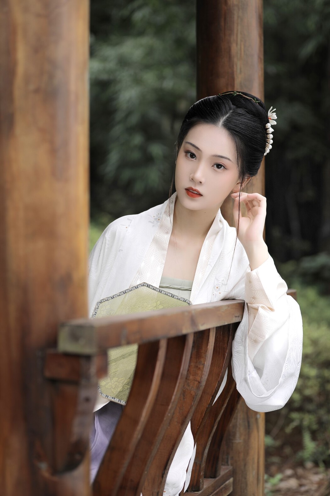 YiTuYu艺图语 Vol.1227 Zhi Zhi Qi