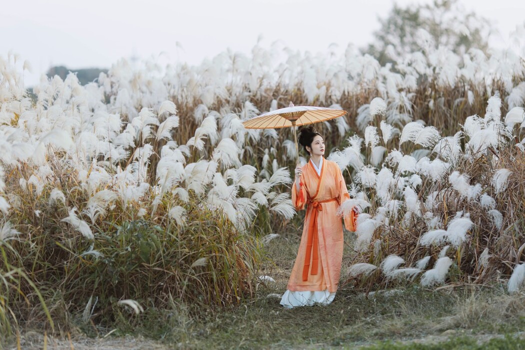 YiTuYu艺图语 Vol.1223 Xiao Wen Nuan Xiang Yao Ge Da Tai Yang