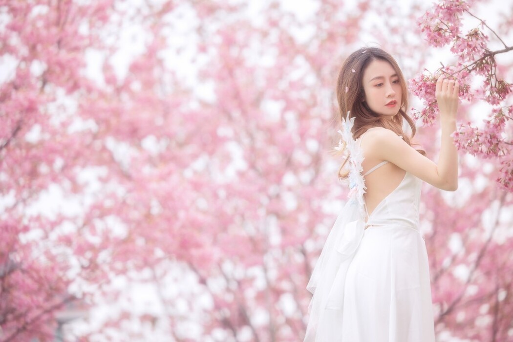 YiTuYu艺图语 Vol.1290 Zi Yi